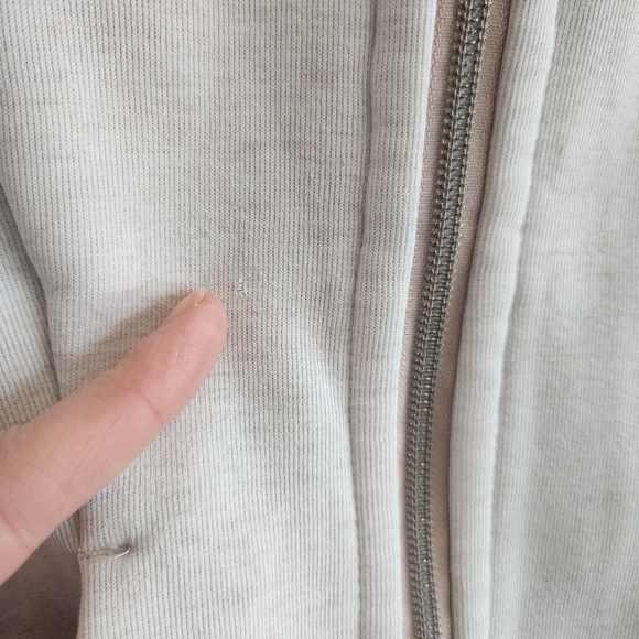 Lululemon Scuba Hoodie Cotton Fleece Heathered White Hooded Sweatshirt Sz 2 - Picture 15 of 15